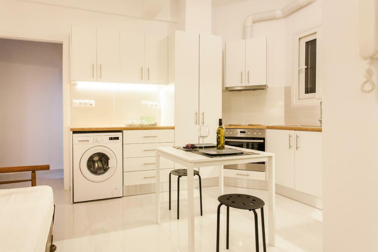 Classy Private Double Rooms In Apartment Next To Acropolis Athens Exterior photo